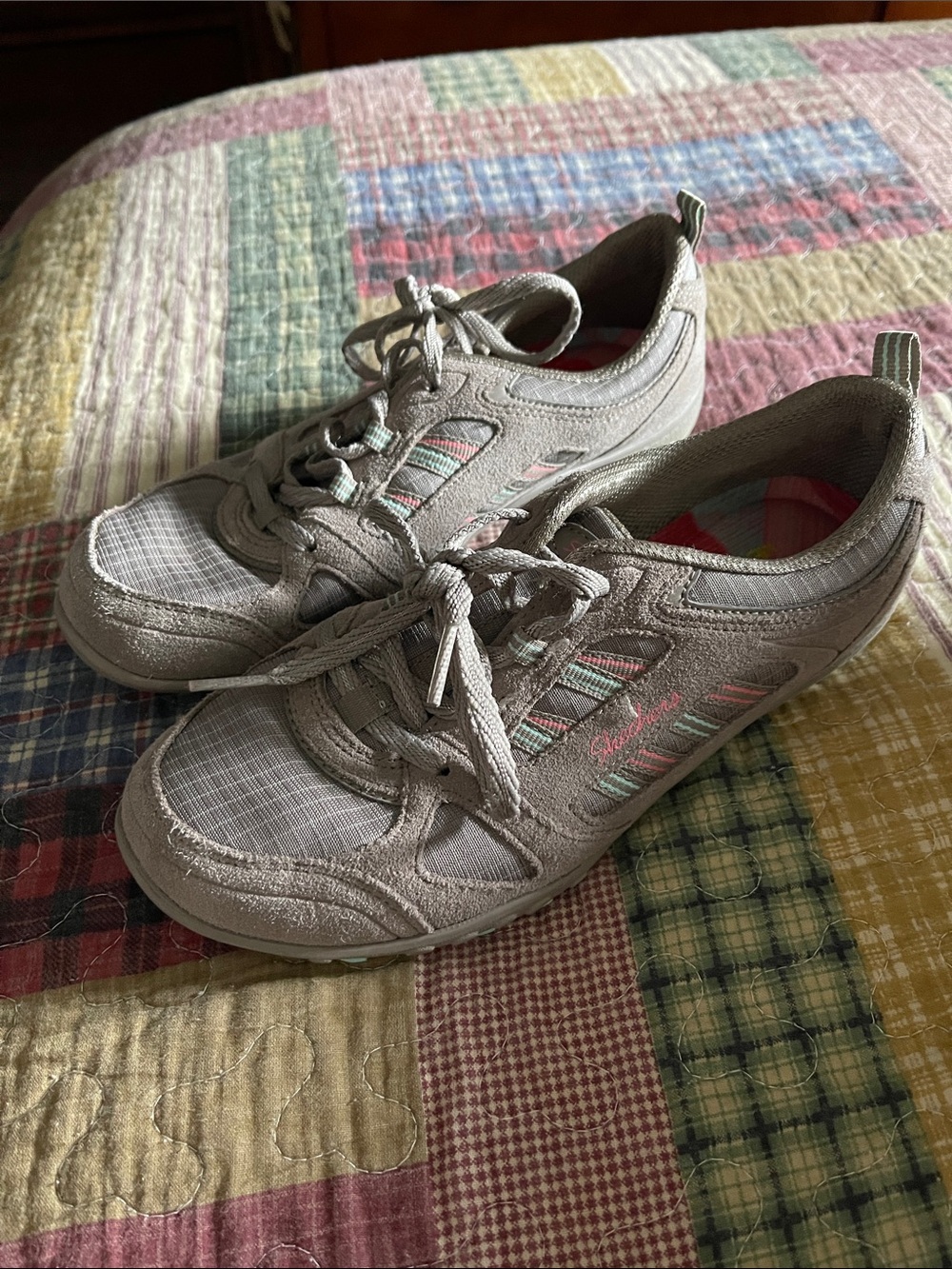 Skechers Light Gray Women's Slip-On Sneakers with Mint Accents